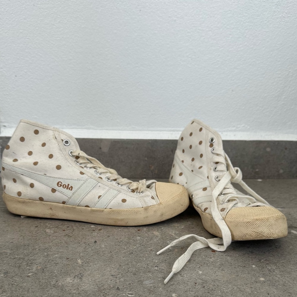 Gola Coaster high-top sneakers in polka dot